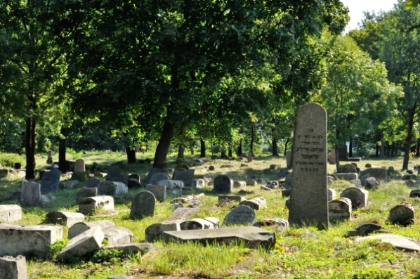 596. Białystok. Cmentarz żydowski.JPG