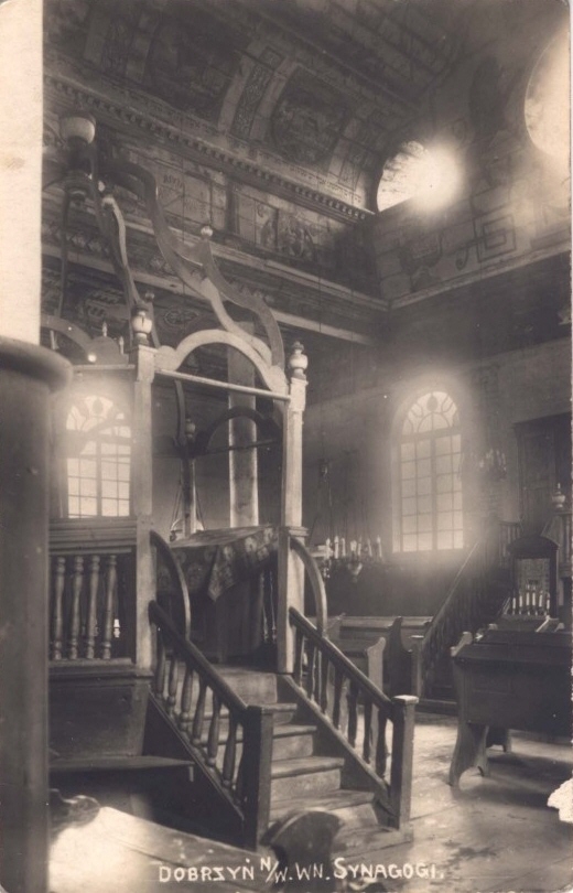 Dobrzyn Synagogue Interior.JPG
