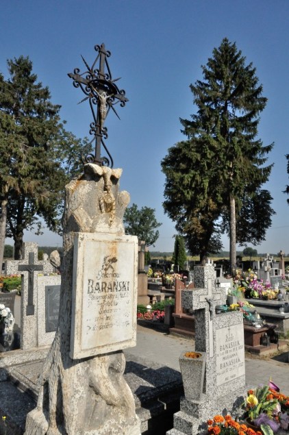 122. Mnich. Cmentarz - grób Bolesława Barańskiego.JPG
