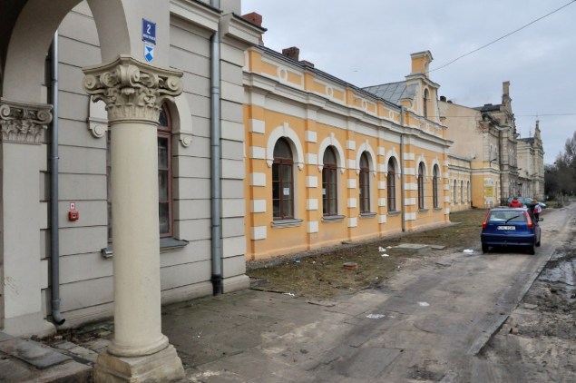 013. Aleksandrów Kujawski. Dworzec kolejowy (1862 r.).JPG